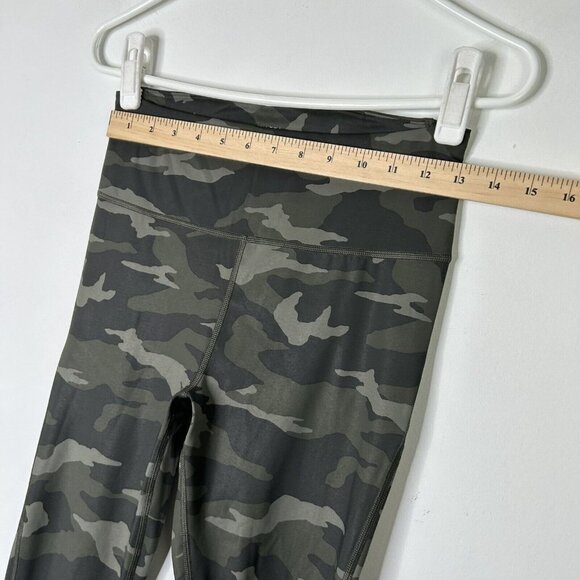 Athleta Camo Ultimate 7/8 Tights Size Small - Picture 4 of 11